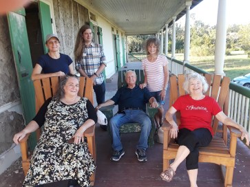 Photo of Martin family at Home Place, Hahnville, LA